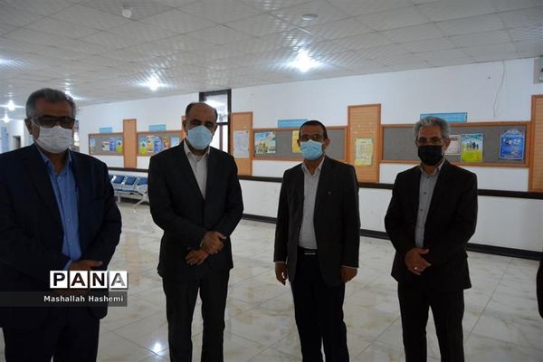 دیدار نوروزی مدیرکل آموزش و پرورش استان بوشهر با همکاران اداره‌کل