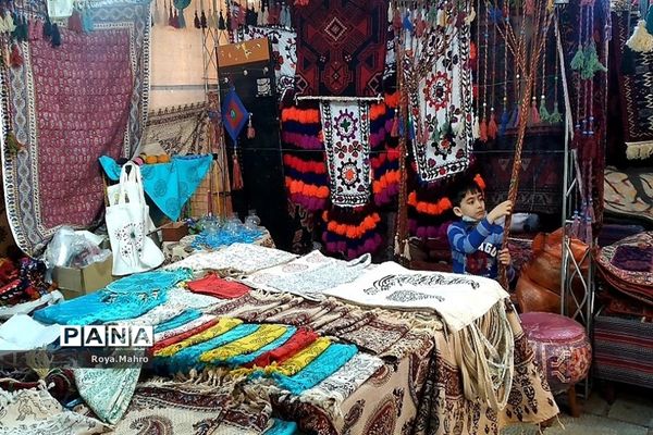 برپایی نمایشگاه صنایع‌دستی و سوغات اقوام برتر ایران در شهرری