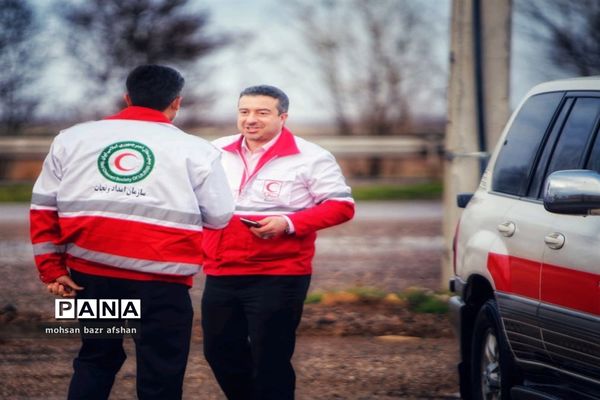 بازدید معاون درمانی و توانبخشی جمعیت هلال احمر کشوری از پایگاه بین جاده‌ای هلال احمر شهر دانسفهان
