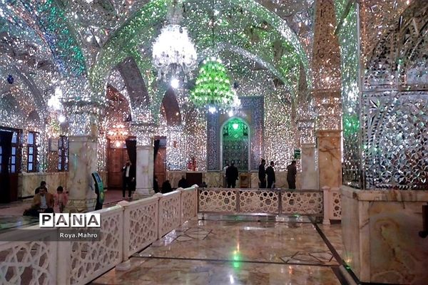 حرم شاه‌عبدالعظیم شهرری میزبان بازدیدکنندگان نوروزی