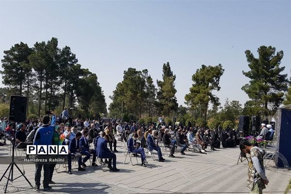 مراسم هشتمین سالگرد شهادت شهید علی خلیلی در گلزار شهدای بهشت حضرت زهرا(س)