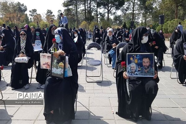 مراسم هشتمین سالگرد شهادت شهید علی خلیلی در گلزار شهدای بهشت حضرت زهرا(س)