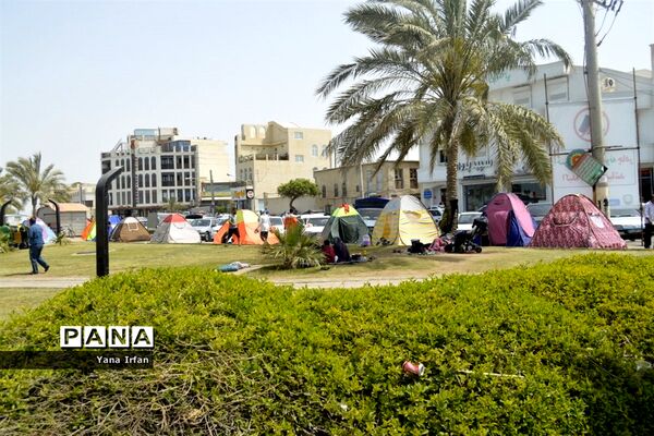 گردشگران نوروزی در سواحل زیبای بوشهر