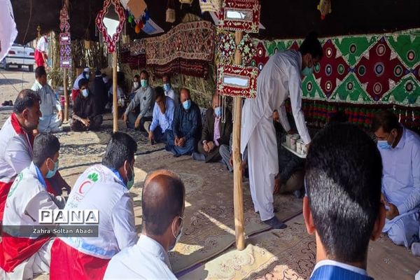 استقبال از مسافران نوروزی در ایرانشهر