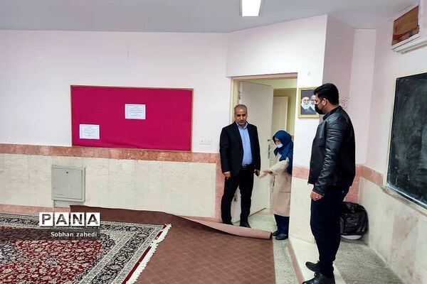 بازدید مسئولان شهری رودهن از ستاد اسکان فرهنگیان