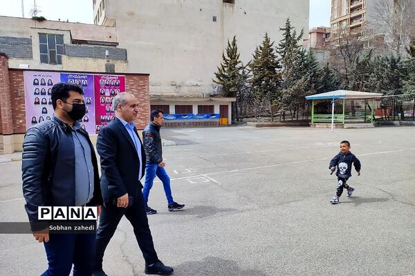 بازدید مسئولان شهری رودهن از ستاد اسکان فرهنگیان