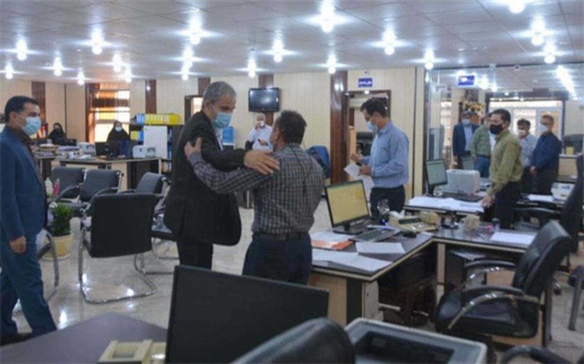 بازدید سرزده معاون عمرانی استاندار بوشهر از اداره کل آموزش و پرورش