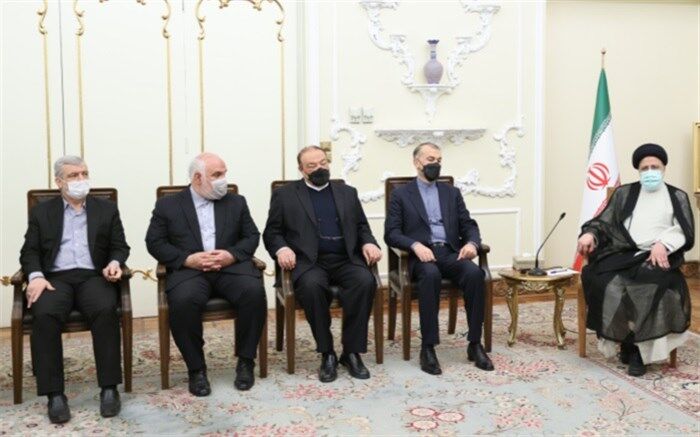 دیدار نوروزی مقامات کشوری و لشکری با رئیس‌جمهور