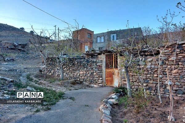 طبیعت زیبای روستاهای هومبر و دوک