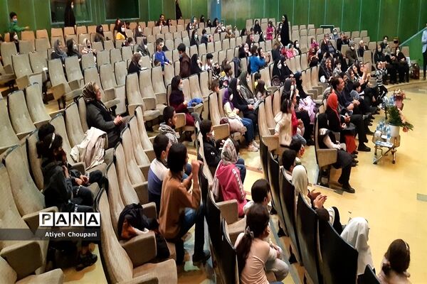 مراسم «تولد کتاب»، در فرهنگسرای خاوران