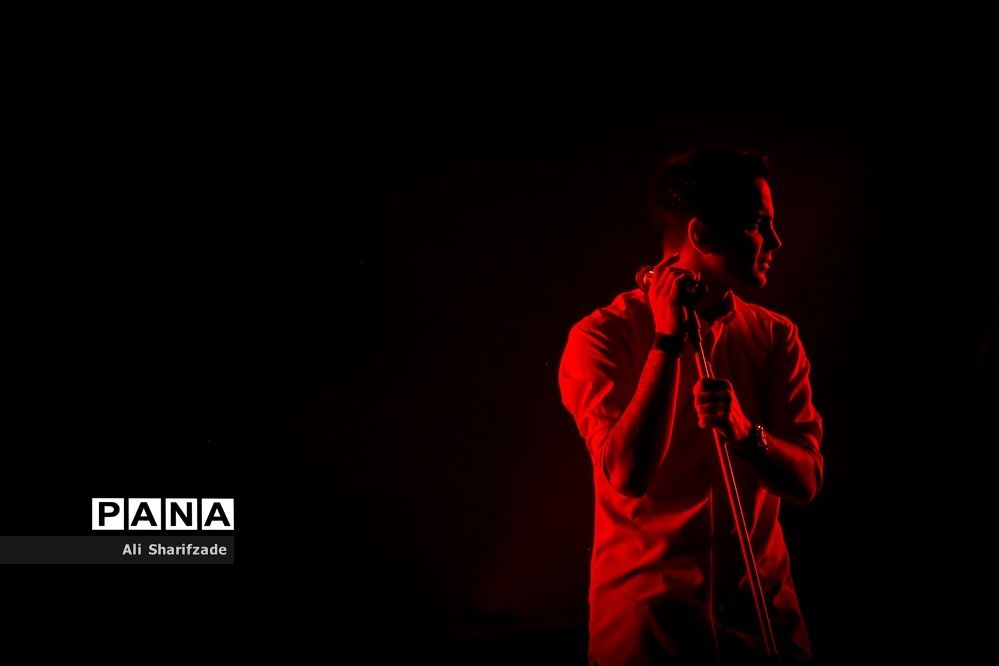 کنسرت محسن یگانه