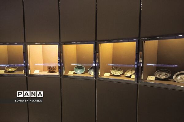 موزه آبگینه و سفالینه‌های ایران، موزه گردی متفاوت در تهران