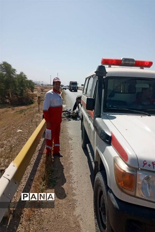 خدمت‌رسانی نیروهای امداد‌رسان جمعیت هلال‌احمر شهرستان امیدیه در ایام نوروز