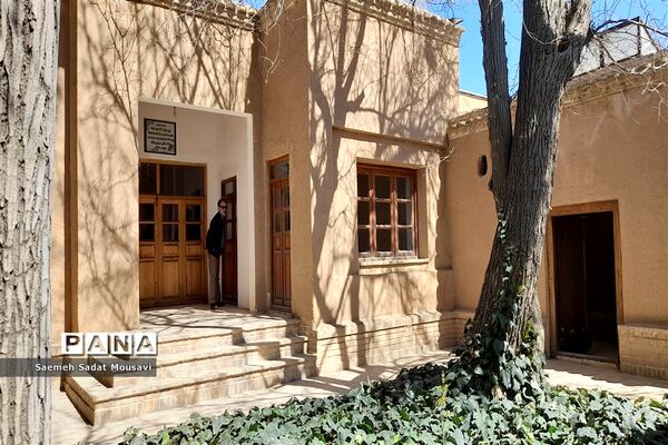 بیت امام خمینی (ره) در خمین