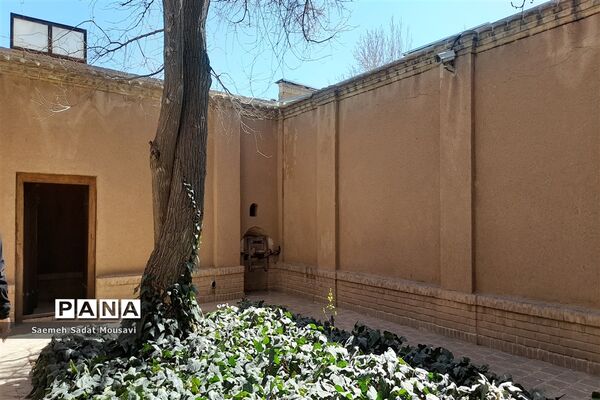 بیت امام خمینی (ره) در خمین