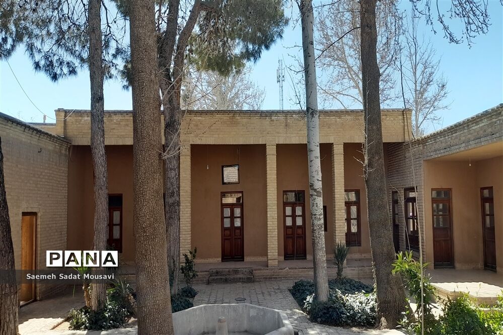 بیت امام خمینی (ره) در خمین