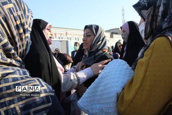 کافه گفتگوی «دختران آفتاب» در قم