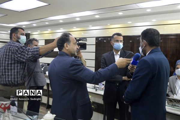 نشست‌خبری مدیرکل آموزش و پرورش استان بوشهر