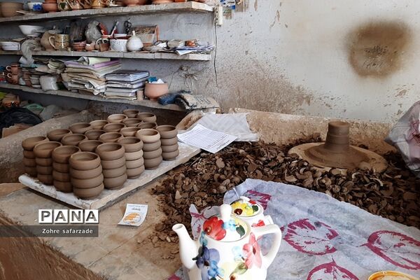 «روستای مِند» یکی از مراکز سفال در ایران‌