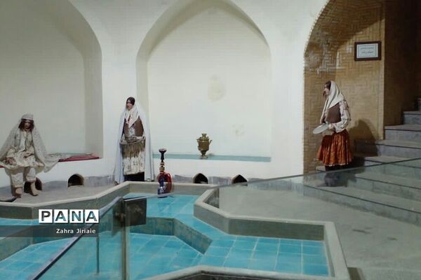 حمام چهار فصل و بازار اراک