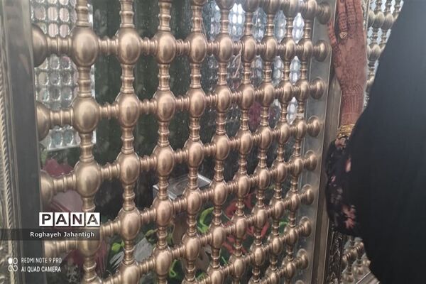 زیارتگاه باستانی بی بی دوست در سیستان