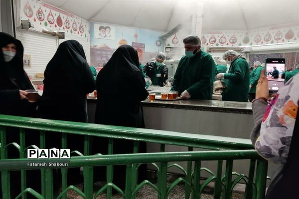 حرم مطهر امام مهربانی‌ها در نوروز 1401