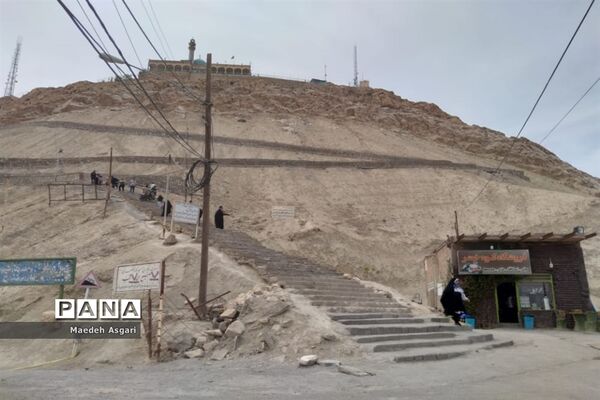 کوه خضر نبی(ع)، بام گردشگری قم