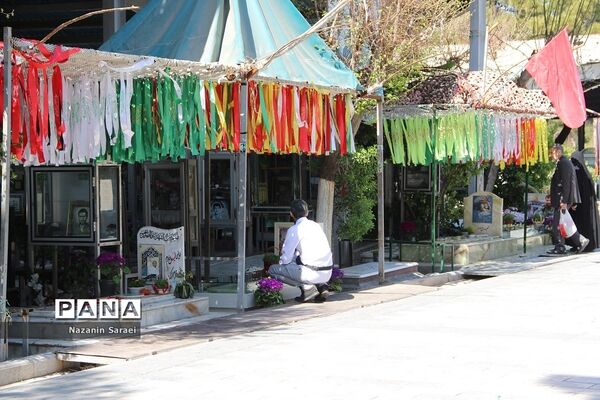 گشتی در قطعه 50 بهشت‌ زهرا(س)