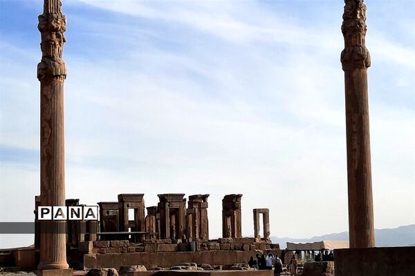 گردشگری در تخت جمشید