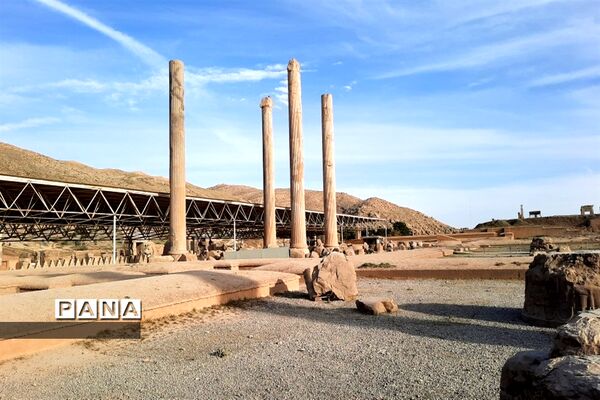 گردشگری در تخت جمشید