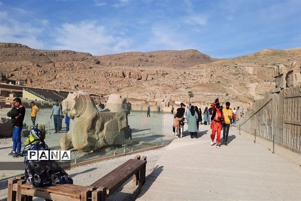 گردشگری در تخت جمشید