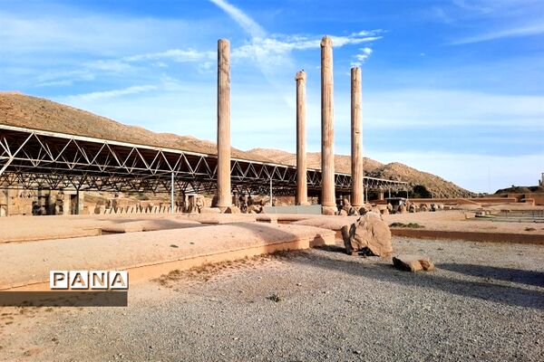 گردشگری در تخت جمشید