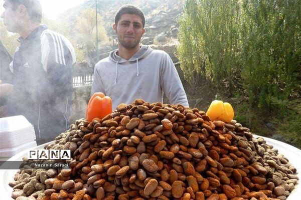 طبیعت زیبای منطقه دربند تهران، در سیزدهم فروردین