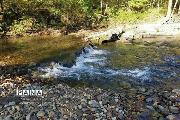 طبیعت زیبای منطقه دربند تهران، در سیزدهم فروردین
