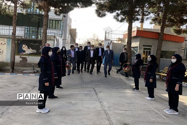 آیین نواختن بازگشایی حضوری مدارس