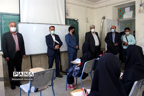 بازدید مدیر کل آموزش پرورش استان فارس از بازگشایی حضوری مدارس