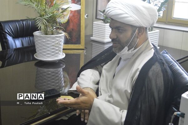 بازگشت به آموزش حضوری در دبیرستان شهید مصطفی خمینی بوشهر