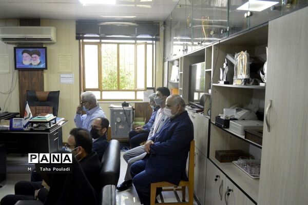 بازگشت به آموزش حضوری در دبیرستان شهید مصطفی خمینی بوشهر