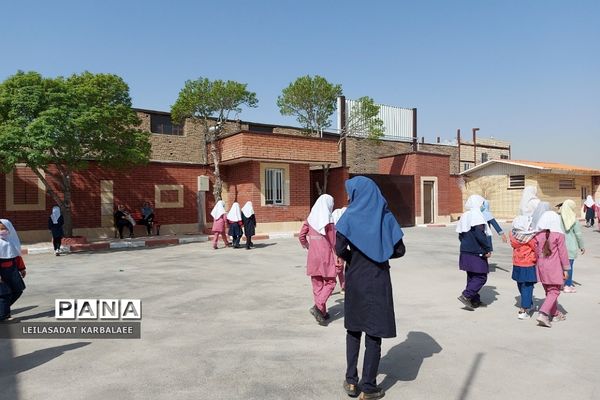 حال و هوای مدارس فشافویه پس از بازگشایی حضوری