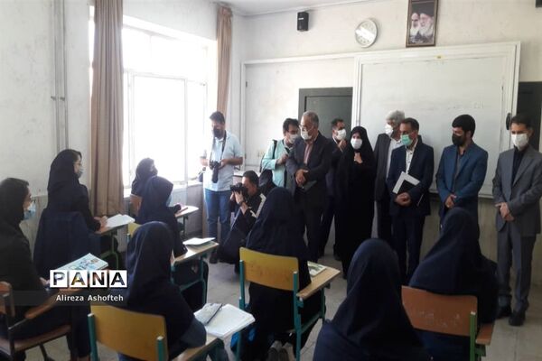 بازدید سر زده مدیرکل آموزش و پرورش از مدارس شیراز