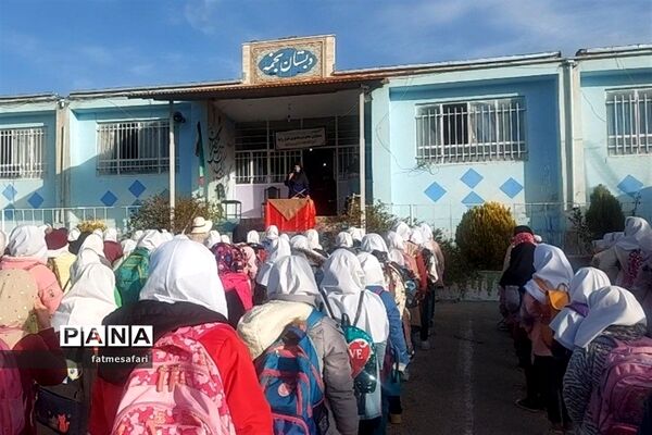 حضور حداکثری دانش‌آموزان در اولین روز آموزش حضوری در فیروزکوه