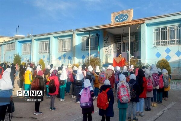 حضور حداکثری دانش‌آموزان در اولین روز آموزش حضوری در فیروزکوه