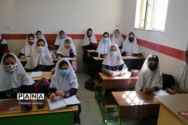 حضور پرشور دانش‌آموزان دماوند در مدارس