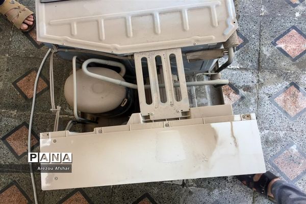 اجرای پویش  «بوی ماه مدرسه» در مدارس مناطق  کم‌برخوردار بندرامام خمینی (ره)