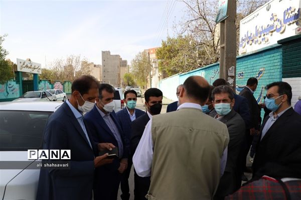 بازدید معاون تربیت‌بدنی و سلامت وزارت آموزش و پرورش از روند آموزش حضوری در استان کرمانشاه