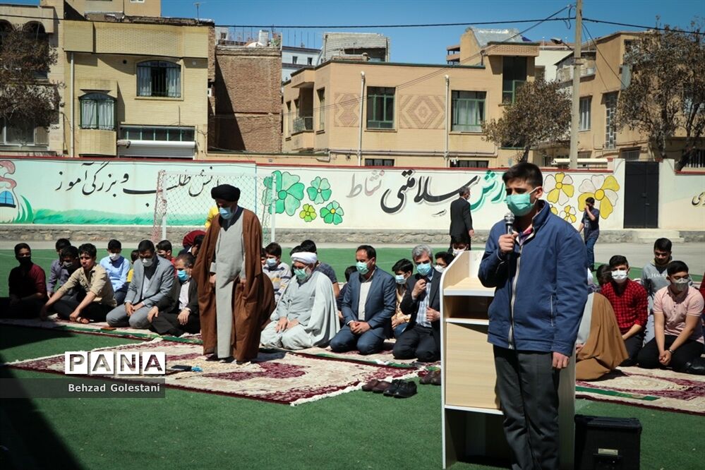 آئین زنگ نماز در مدارس آذربایجان غربی