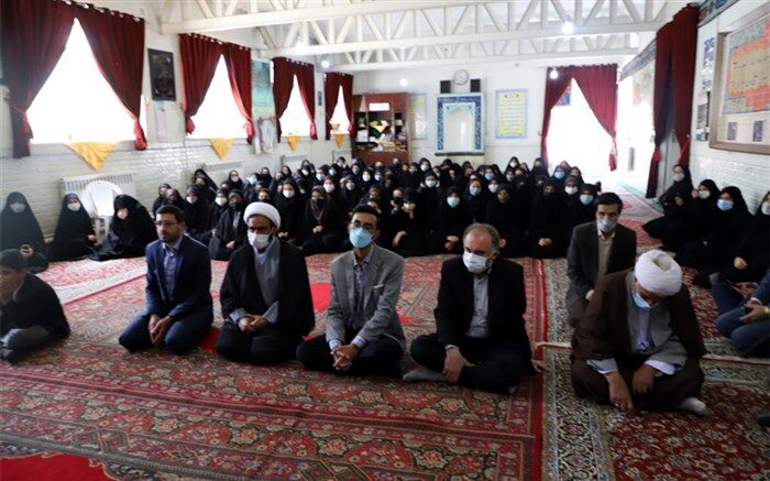 برگزاری آیین نواختن زنگ نماز در مدارس خراسان‌ رضوی