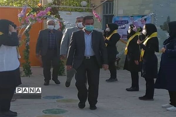 بازگشایی مدارس نجف‌آباد