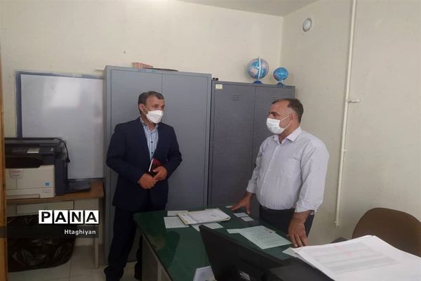 بازدید از مدارس ناحیه 5 استان اصفهان