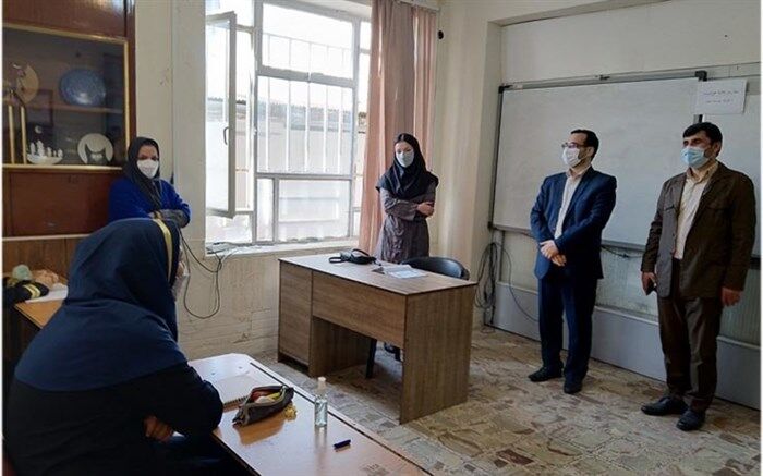 بازدید معاون پرورشی و فرهنگی آموزش و پرورش از 5 مدرسه استان گیلان